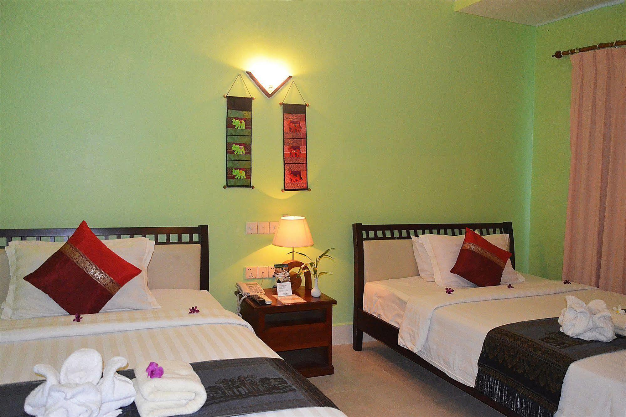 Parklane Hotel Siem Reap Exterior foto